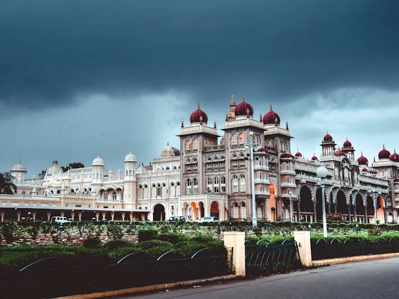 Programmes de fidélité hôteliers décryptés : votre guide complet