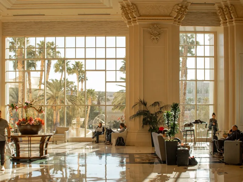 Programmes de fidélité hôteliers : guide complet des avantages