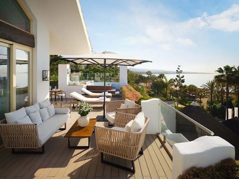 Hotel Puente Romano